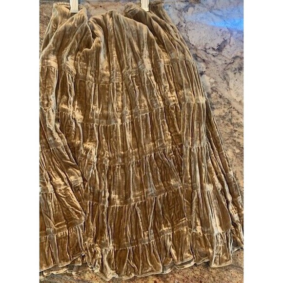 CACHE Crushed Velvet Tiered Ruffle Skirt Gold Womens Size 8 Whimsy Goth - Picture 10 of 15